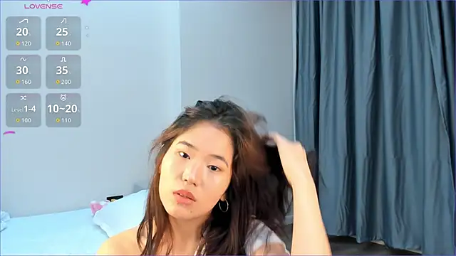 kim sua online show from 10/25/25, 02:13