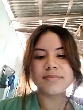 Snapshot of malu5672gb chatting on 10/04/25, 03:32 malu5672gb online show from 10/04/25, 03:32