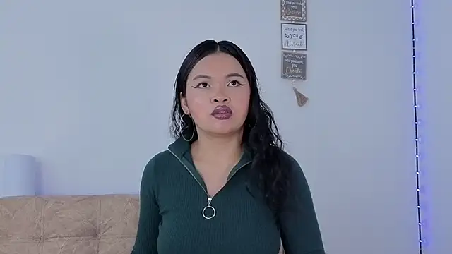 Catherine     online show from 10/14/25, 11:00