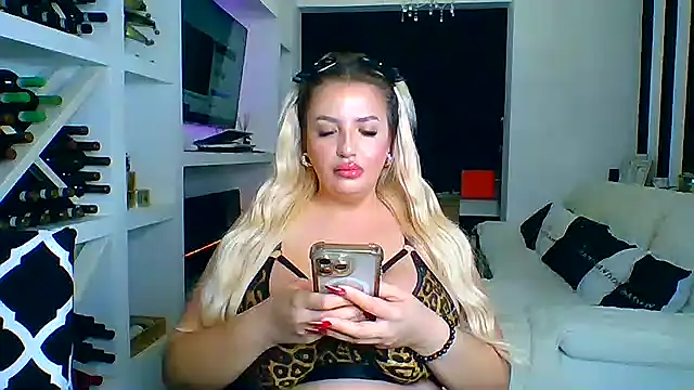 evedanger online show from 10/19/25, 09:26