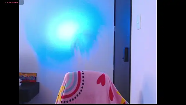 Eva Feller69 online show from 10/13/25, 07:03