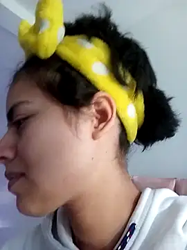 Eva Feller69 online show from 10/25/25, 04:24