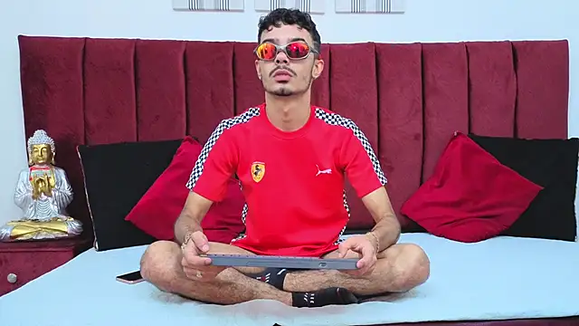 Timothe Evans online show from 10/11/25, 08:51