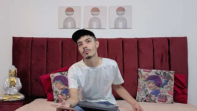 Timothe Evans online show from 10/14/25, 09:04