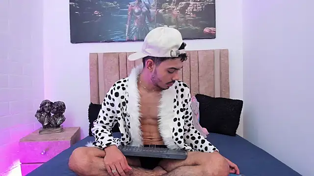 Timothe Evans online show from 11/04/25, 08:30