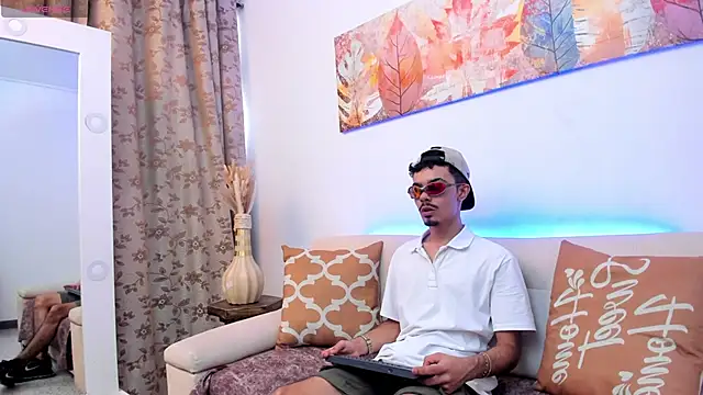 Timothe Evans online show from 11/07/25, 07:36