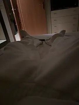 Snapshot of paccalotto chatting on 10/25/25, 03:58 paccalotto online show from 10/25/25, 03:58