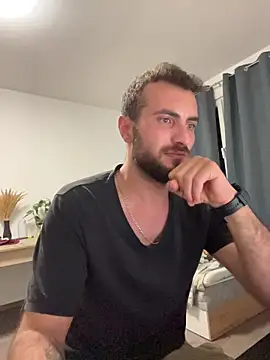 Xhrome98 online show from 10/12/25, 10:20