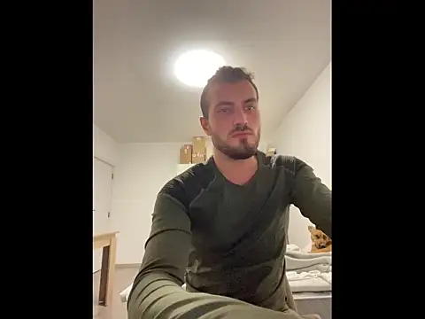 Xhrome98 online show from 10/14/25, 09:26