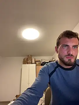 Xhrome98 online show from 10/17/25, 09:39