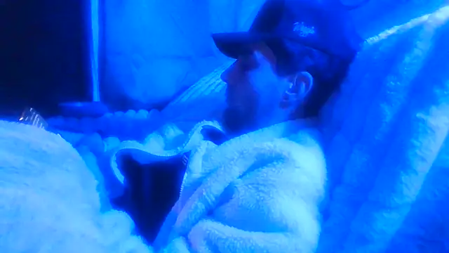 nvthvn555 online show from 10/08/25, 12:14