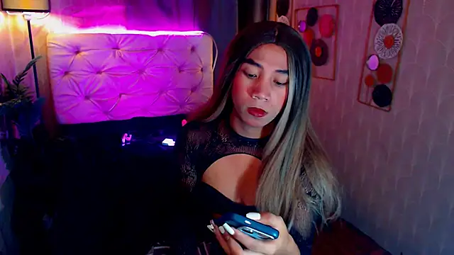 Seductive nathalie online show from 10/08/25, 01:53