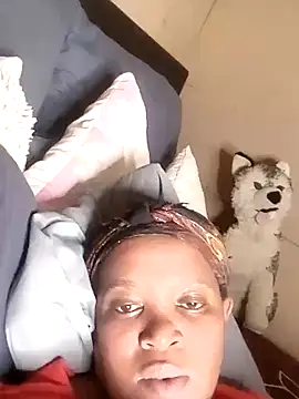 Snapshot of KinkyLunaRose chatting on 11/13/25, 12:15 KinkyLunaRose online show from 11/13/25, 12:15