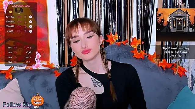 Olivia Grantt online show from 10/29/25, 01:08