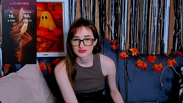 Olivia Grantt online show from 11/01/25, 01:07