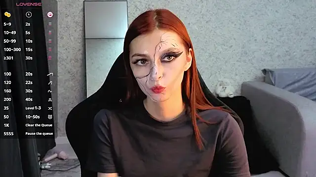 Snapshot of kitti_sweett chatting on 10/31/25, 06:09 kitti sweett online show from 10/31/25, 06:09