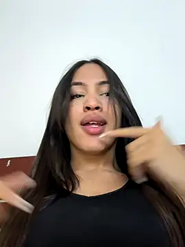 Snapshot of clara_evans_ss chatting on 11/27/25, 07:16 clara evans ss online show from 11/27/25, 07:16