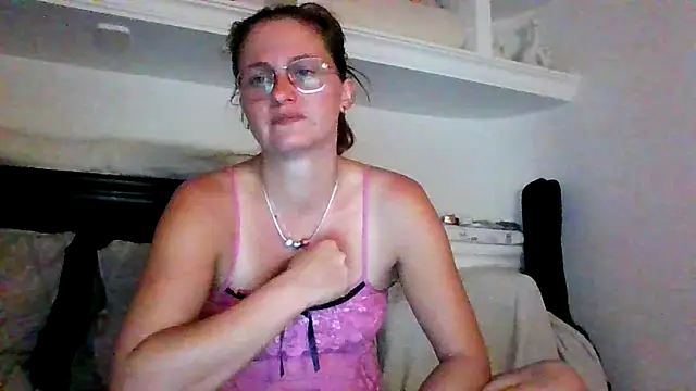 xcrazzycat online show from 10/12/25, 08:30