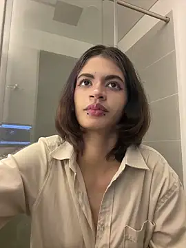 sukulaurens online show from 10/16/25, 04:02