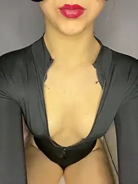 christalles online show from 11/09/25, 07:34