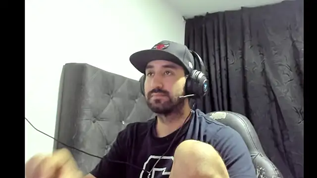 coolfriki online show from 11/09/25, 02:43