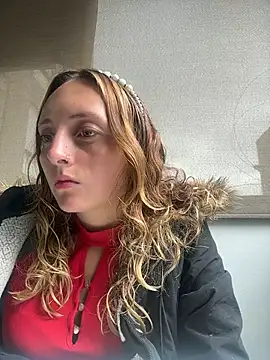 Mia dca online show from 11/06/25, 03:13