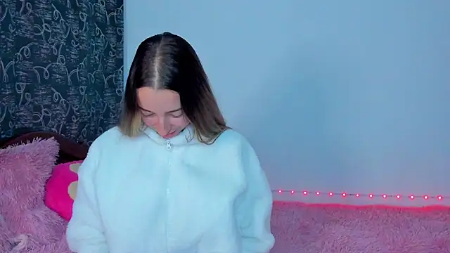 Snapshot of Sophia_rouse chatting on 10/25/25, 03:14 Sophia rouse online show from 10/25/25, 03:14