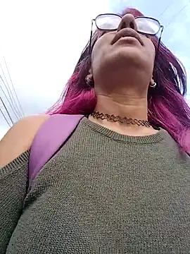 Abby 2-1 online show from 10/16/25, 08:10