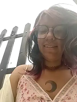 Abby 2-1 online show from 10/23/25, 07:56