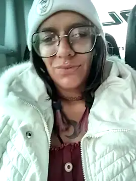 Abby 2-1 online show from 11/04/25, 09:25