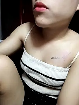 Lyly69699 online show from 10/11/25, 05:17