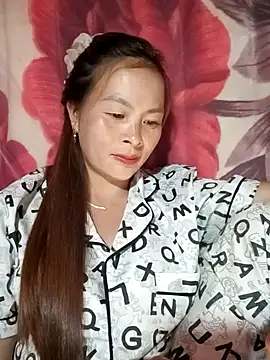 lucky774- online show from 10/13/25, 01:33