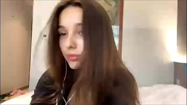 ZaidaKellner online show from 10/29/25, 07:21