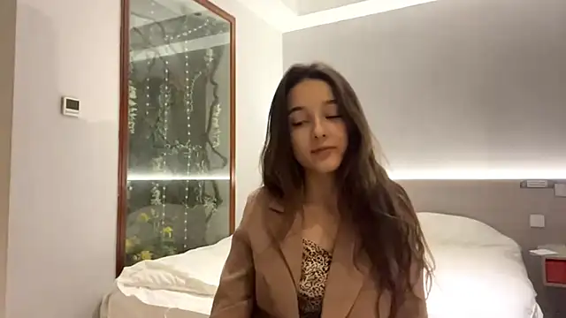 ZaidaKellner online show from 11/11/25, 07:19