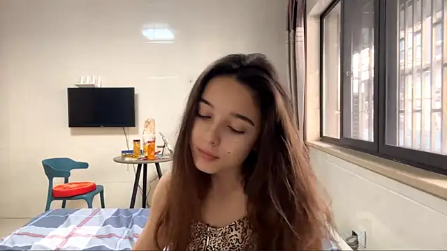 ZaidaKellner online show from 11/25/25, 07:30