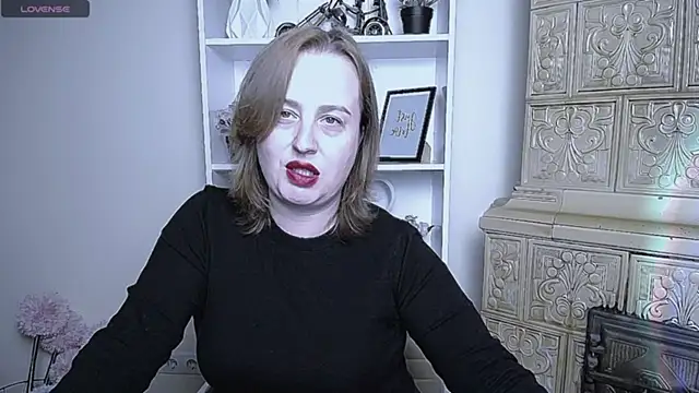 HelenFl online show from 10/22/25, 07:08