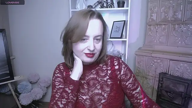 HelenFl online show from 11/18/25, 07:57