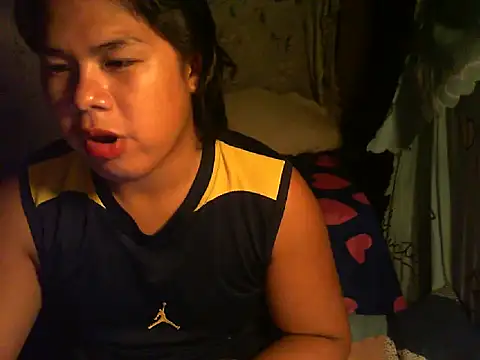 Snapshot of Fairytail16 chatting on 10/20/25, 03:23 Fairytail16 online show from 10/20/25, 03:23