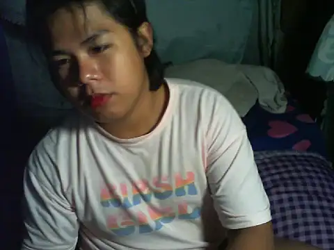 Snapshot of Fairytail16 chatting on 10/21/25, 01:34 Fairytail16 online show from 10/21/25, 01:34