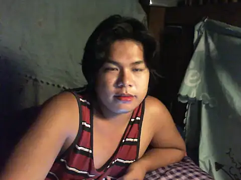 Snapshot of Fairytail16 chatting on 10/23/25, 08:40 Fairytail16 online show from 10/23/25, 08:40