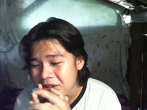 Snapshot of Fairytail16 chatting on 10/28/25, 11:40 Fairytail16 online show from 10/28/25, 11:40