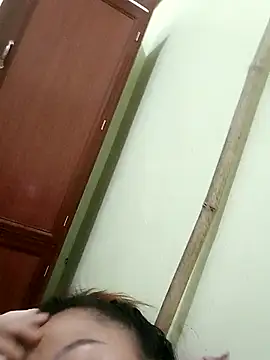 Snapshot of Ducky27021991 chatting on 10/14/25, 06:03 Ducky27021991 online show from 10/14/25, 06:03