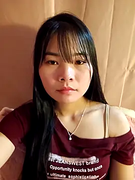 Snapshot of Mylove-here chatting on 11/23/25, 07:52 Mylove-here online show from 11/23/25, 07:52