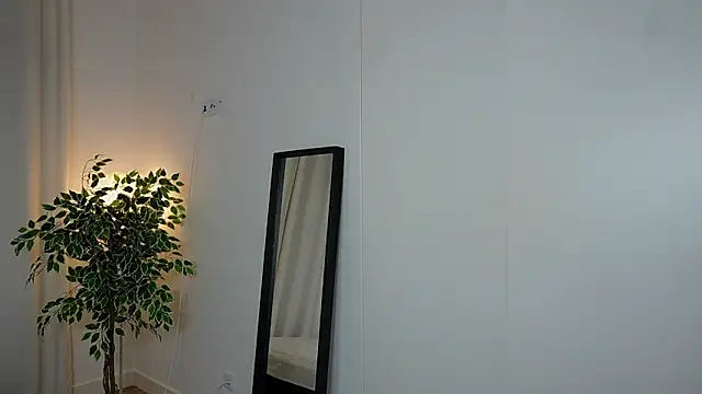 Snapshot of Locac0c0 chatting on 10/09/25, 11:19 Locac0c0 online show from 10/09/25, 11:19
