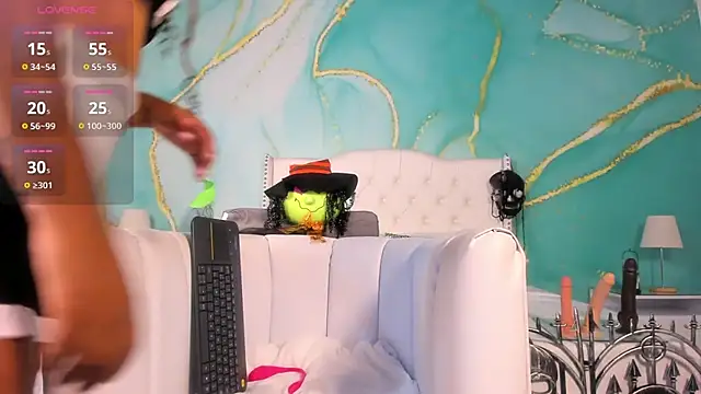 bbyalexxxa online show from 10/31/25, 12:06