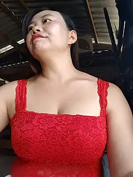 Snapshot of pi-pi-00 chatting on 10/13/25, 02:55 pi-pi-00 online show from 10/13/25, 02:55