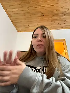 Snapshot of kattee_adams chatting on 10/13/25, 07:03 kattee adams online show from 10/13/25, 07:03