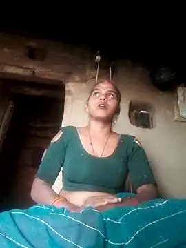 Snapshot of Tg_sonam chatting on 10/17/25, 10:40 Tg sonam online show from 10/17/25, 10:40