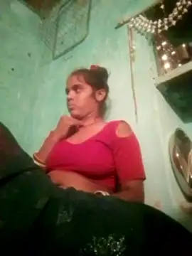 Snapshot of Tg_sonam chatting on 10/25/25, 02:35 Tg sonam online show from 10/25/25, 02:35