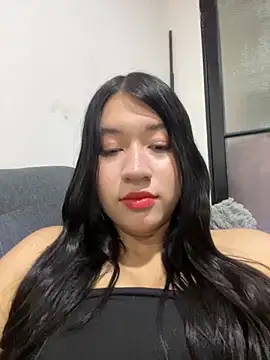 Snapshot of emi_star chatting on 11/03/25, 12:02 emi star online show from 11/03/25, 12:02